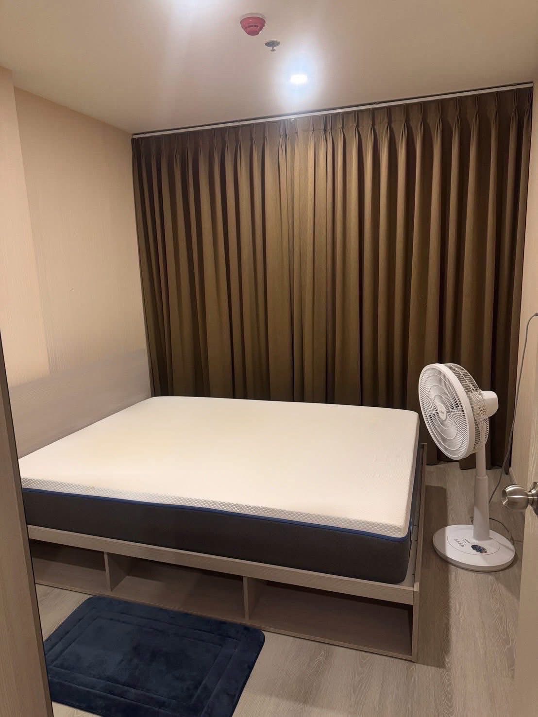 Eilo Sathorn-Wutthakat | 📍 ใกล้ BTS วุฒากาศ  มีรถรับ-ส่งจากคอนโดไปสถานี BTS ทุก 5 นาที #New