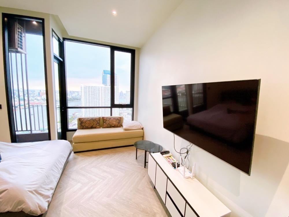 Chapter Charoennakhon Riverside | วิวแม่น้ำเอเชียทีค #New Focus