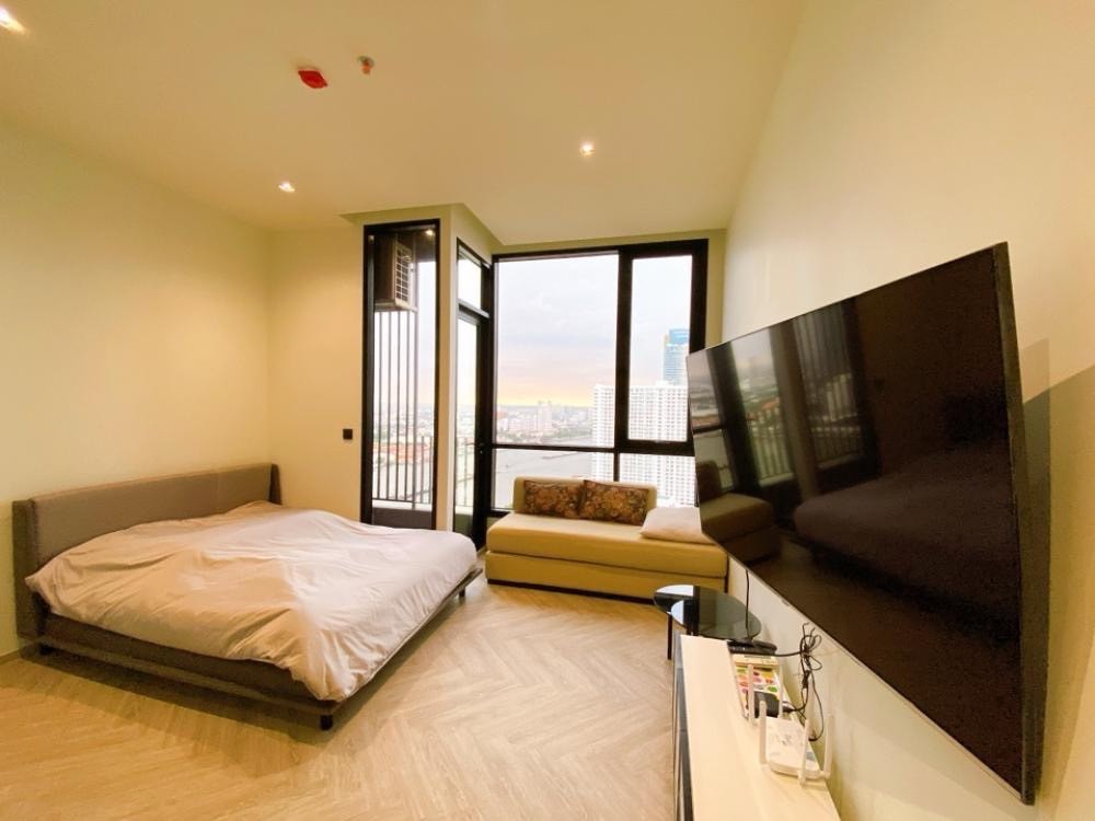 Chapter Charoennakhon Riverside | วิวแม่น้ำเอเชียทีค #New Focus