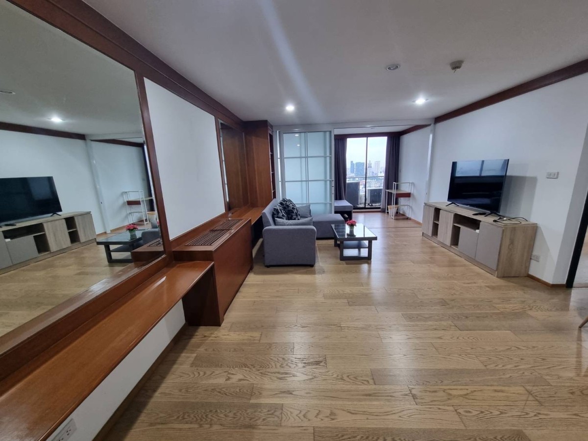 Supalai Place Sukhumvit 39 | 🚝ใกล้ BTSพร้อมพงษ์ #HL Focus