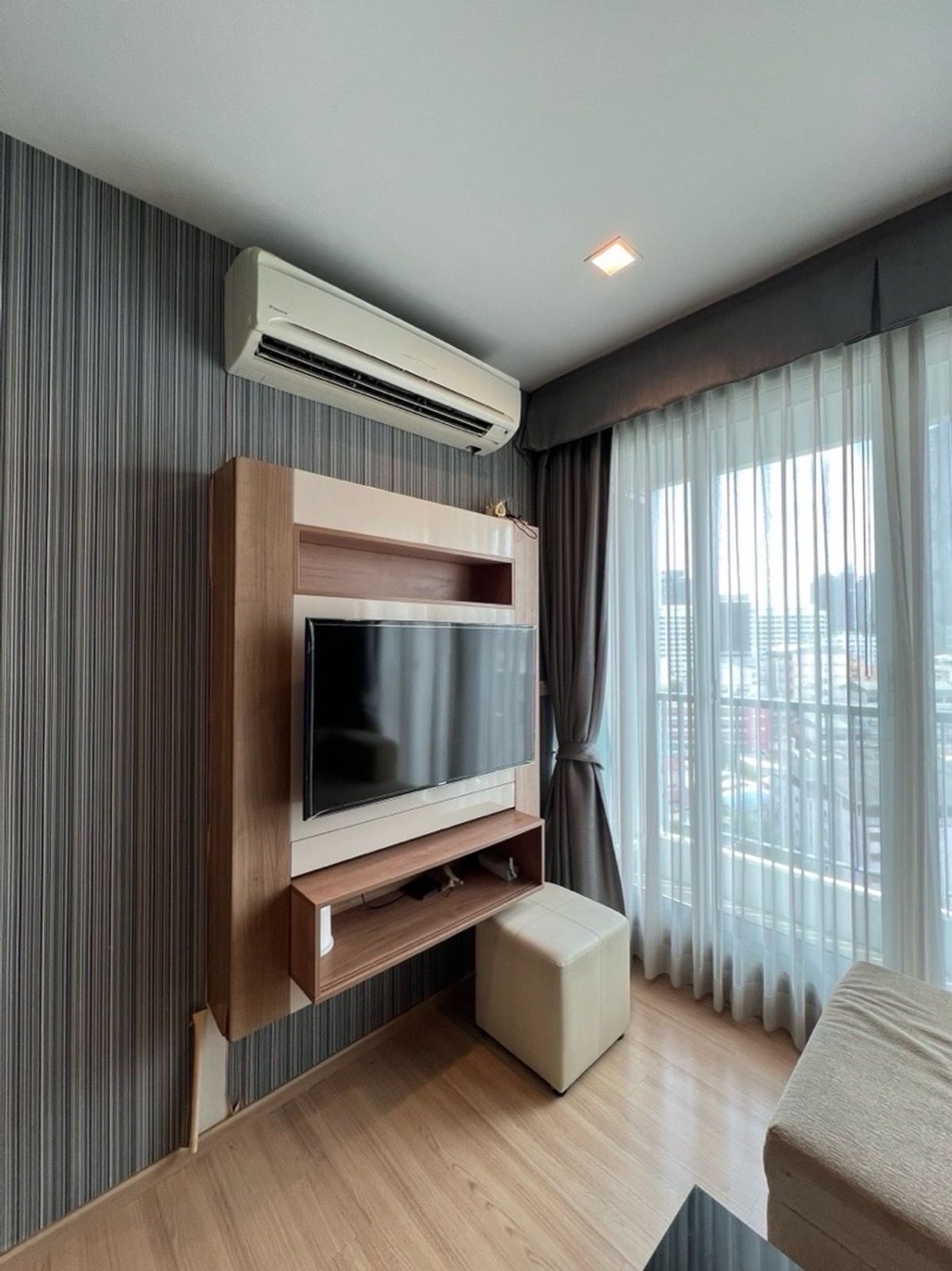 Rhythm Sathorn | ต่ำกว่าราคาตลาด! วิวแม่น้ำเจ้าพระยา หันหน้าทิศใต้ลมพัดตลอด #New