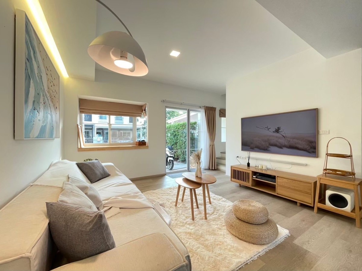 Indy Bangna-Ramkhamhaeng 2 | บ้านตกแต่งพร้อมอยู่ ทำเลฮอต ใกล้เมกาบางนา ใกล้ทางด่วน #HL Focus