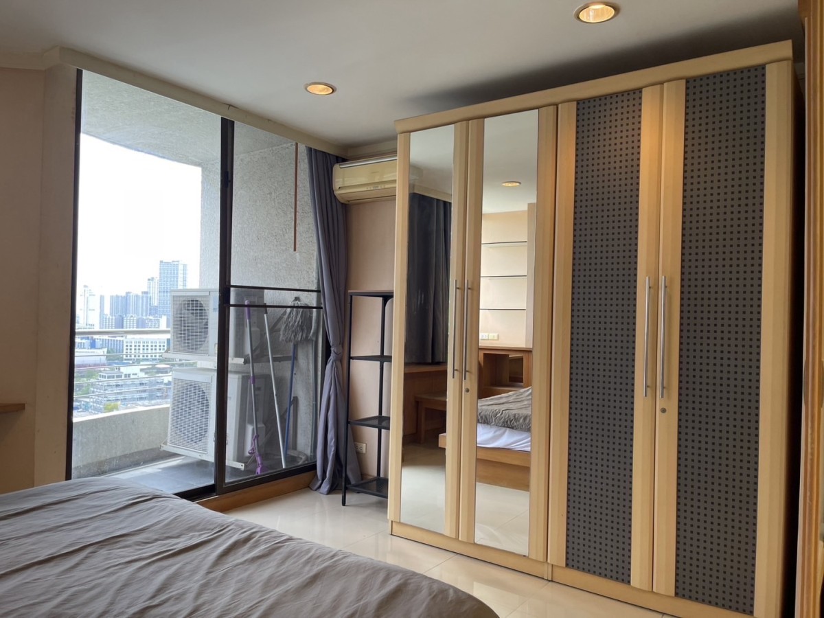 Supalai Place Sukhumvit 39 | 🚝ใกล้ BTSพร้อมพงษ์ #HL Focus
