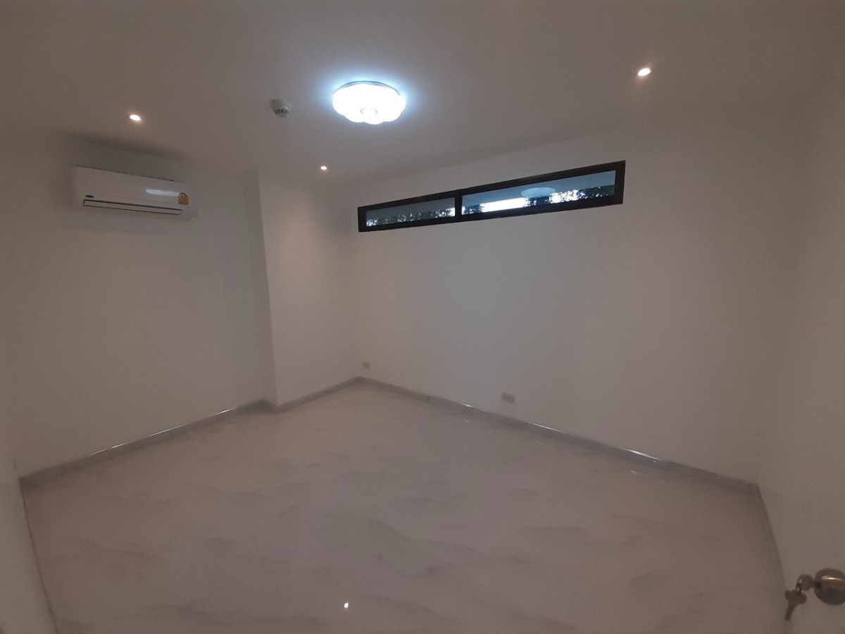 Supalai Place Sukhumvit 39 | 🚝ใกล้ BTSพร้อมพงษ์ #HL Focus