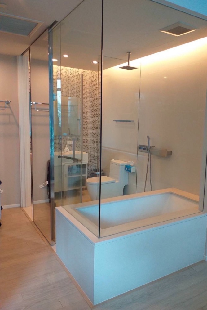 The Room Sukhumvit 21 | ขายพร้อมผู้เช่าใกล้หมดสัญญา !! ห้องใหญ่ ใจกลางอโศก #HL Focus