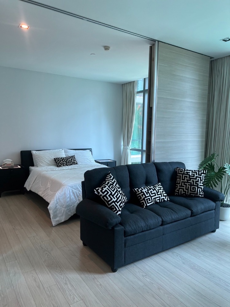 The Room Sukhumvit 21 | ขายพร้อมผู้เช่าใกล้หมดสัญญา !! ห้องใหญ่ ใจกลางอโศก #HL Focus