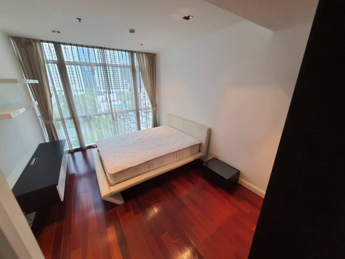 Athenee Residence | Family Suite Unit !!! Available Now !! 3bed3bath 1working room + 1maid room #HL Focus