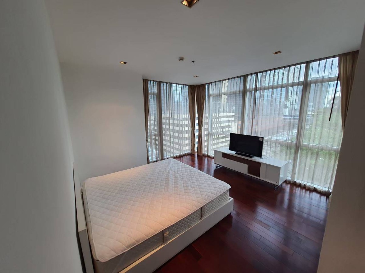 Athenee Residence | Family Suite Unit !!! Available Now !! 3bed3bath 1working room + 1maid room #HL Focus