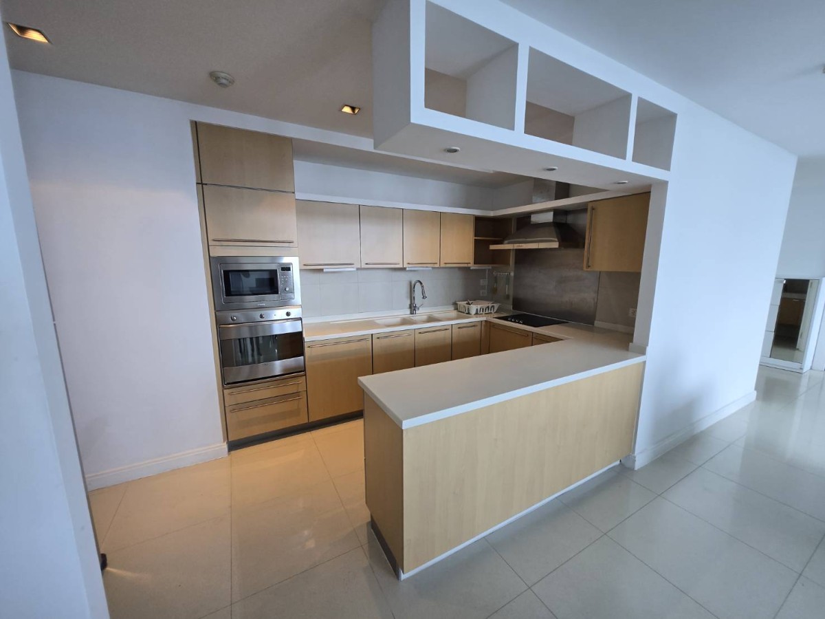 Athenee Residence | Penthouse Unit !! Available for rent !! 3bedroom3bathroom 1working room 1 maidroom #HL Focus