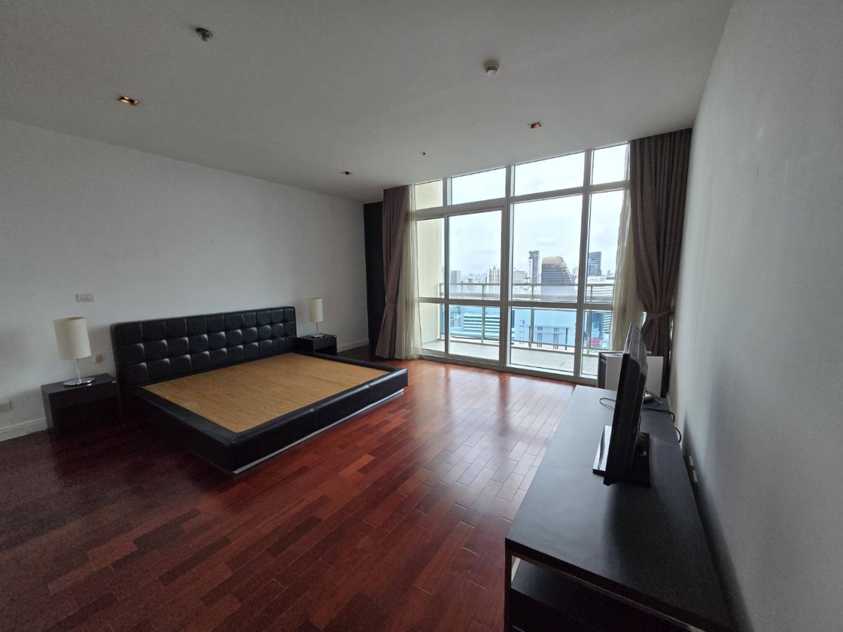 Athenee Residence | Penthouse Unit !! Available for rent !! 3bedroom3bathroom 1working room 1 maidroom #HL Focus