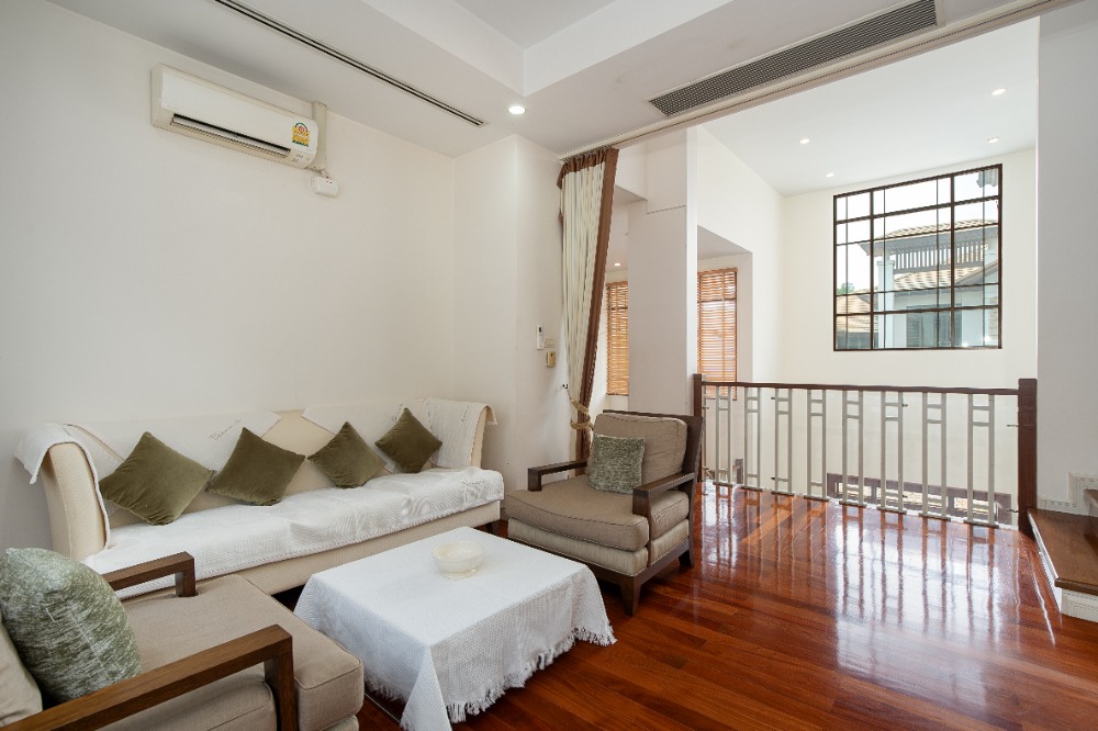 Baan Sansiri Sukhumvit 67 | บ้านหัวมุม Rare Item – ติดอุโมงค์ต้นไม้ อยู่กลางหมู่บ้าน ไม่ติดรั้วโครงการ #HL Focus
