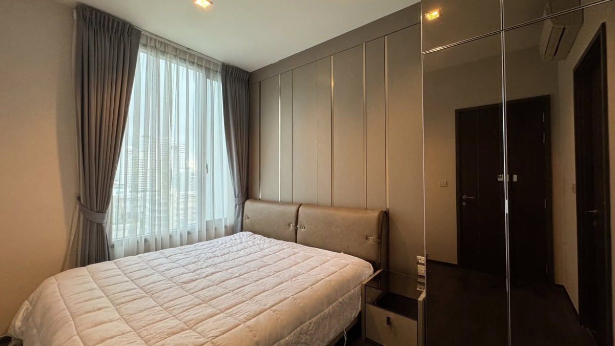 Edge Sukhumvit 23 | Newly Renovated unit available #New