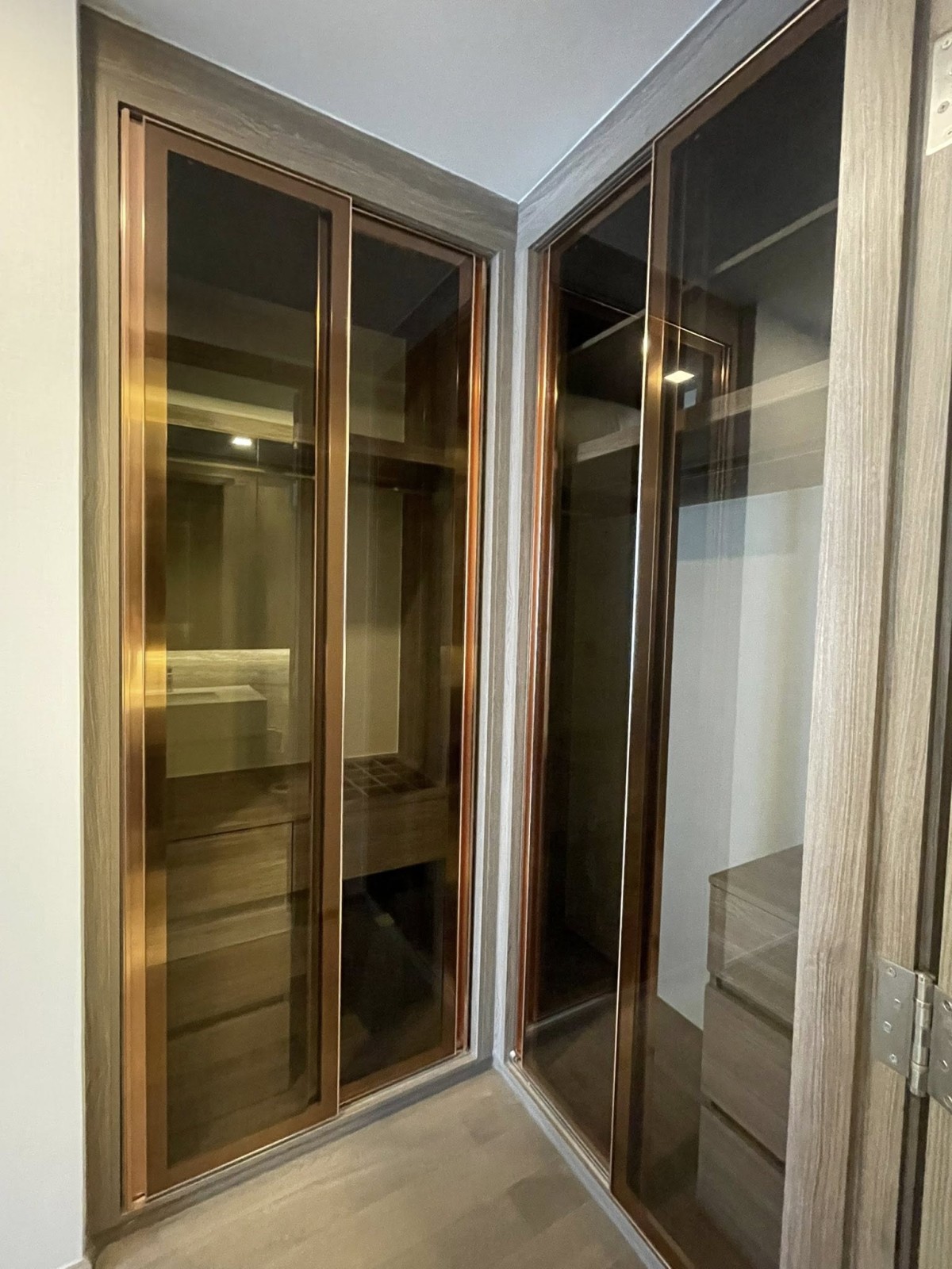 Celes Asoke | Newly Renovated unit nice direction to live !!! #HL