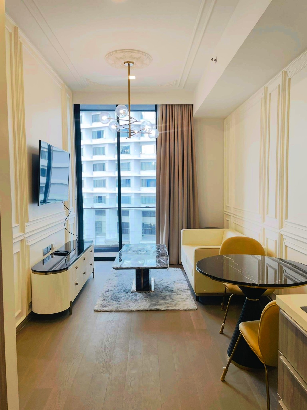 Celes Asoke | Newly Renovated unit nice direction to live !!! #HL