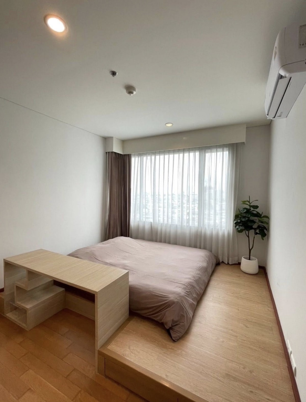 Villa Sathorn ✨️ | Available now Near BTS Krung Thon Buri (100 meters) 1 minute walking #New