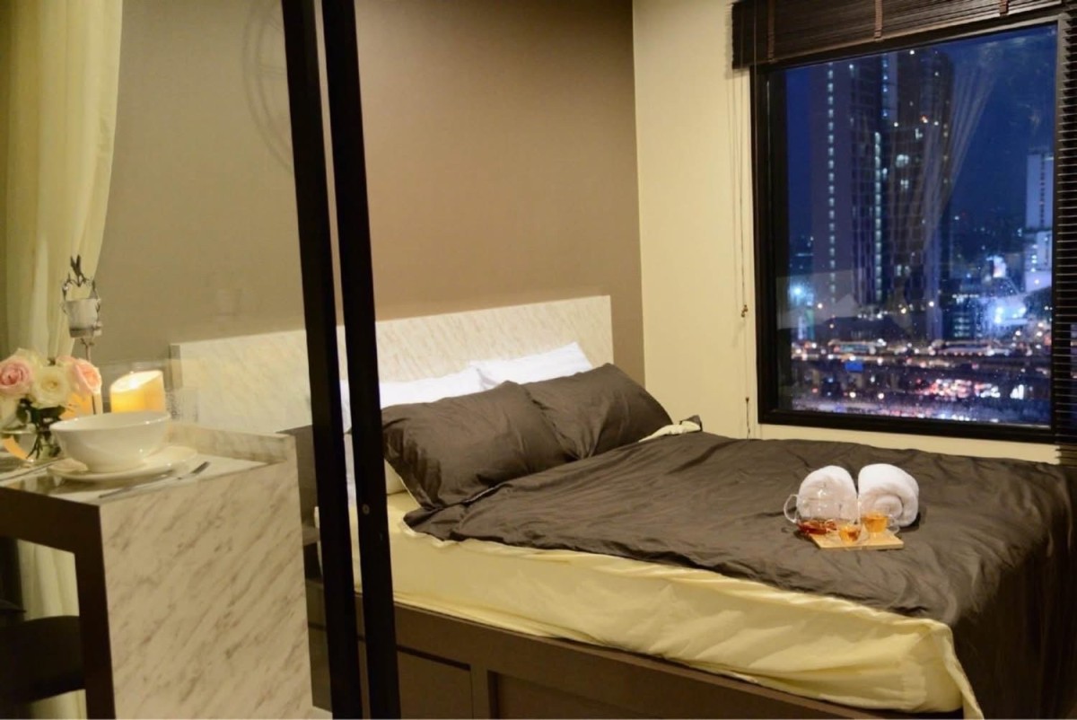 🌟 For RENT 🌟คอนโด Life asoke ติด MRT เพชรบุรี & AirportLink มักกะสัน รับสัญญาระยะสั้น #New