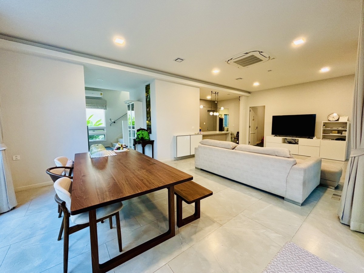 Mantana 2 Motorway New Krungthepkreetha | บ้านหันทิศเหนือ แปลงหน้าโครงการ ไม่มีบ้านฝั่งตรงข้าม #HL Focus