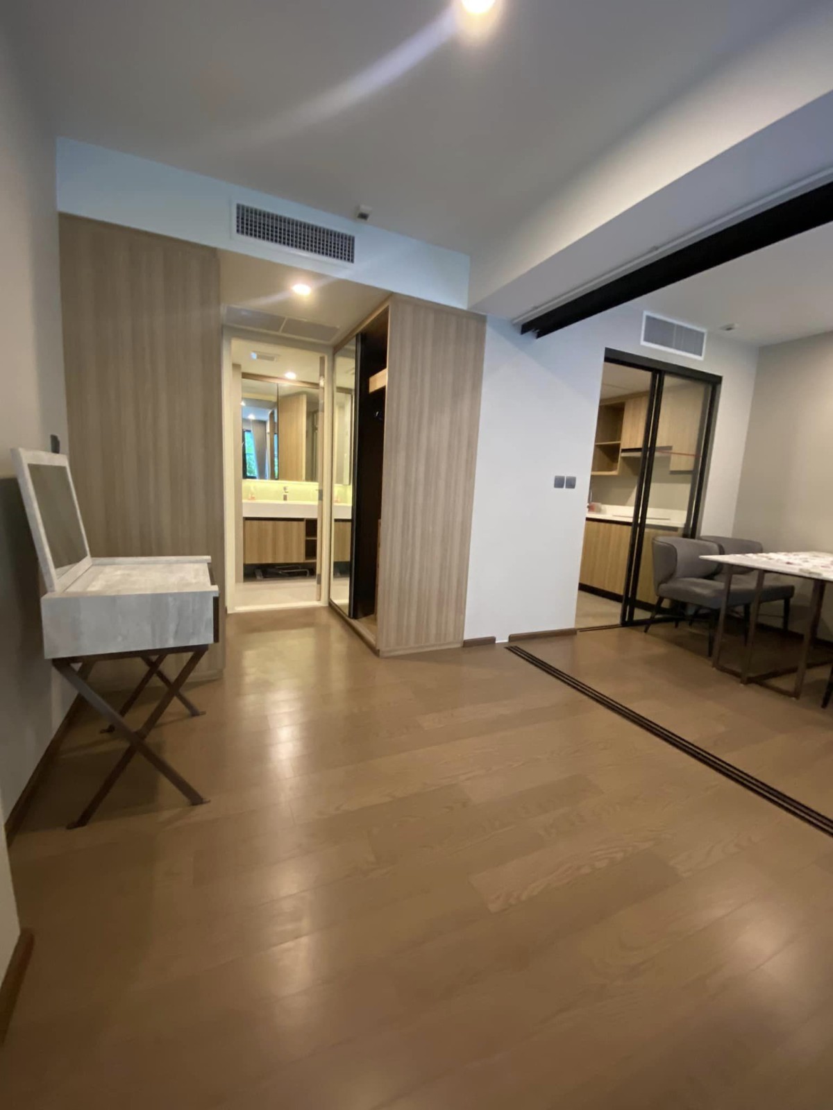 Na Vara Residence | Rare unit !!! Just Available today !!! Let\ s make appointment to visit #HL