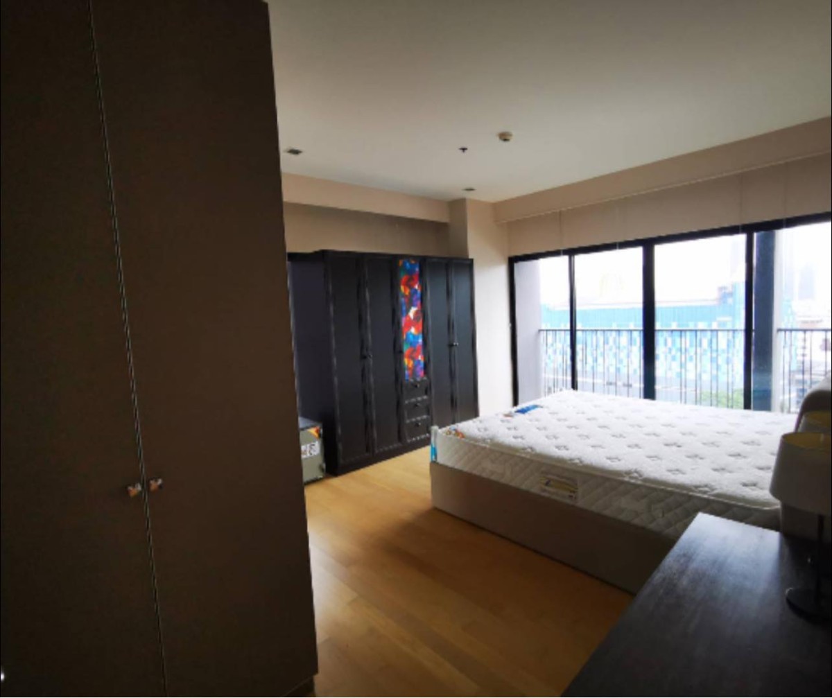 Noble Reveal Ekamai | Only 1 in the building 4bed4bath !! Family Unit #HL