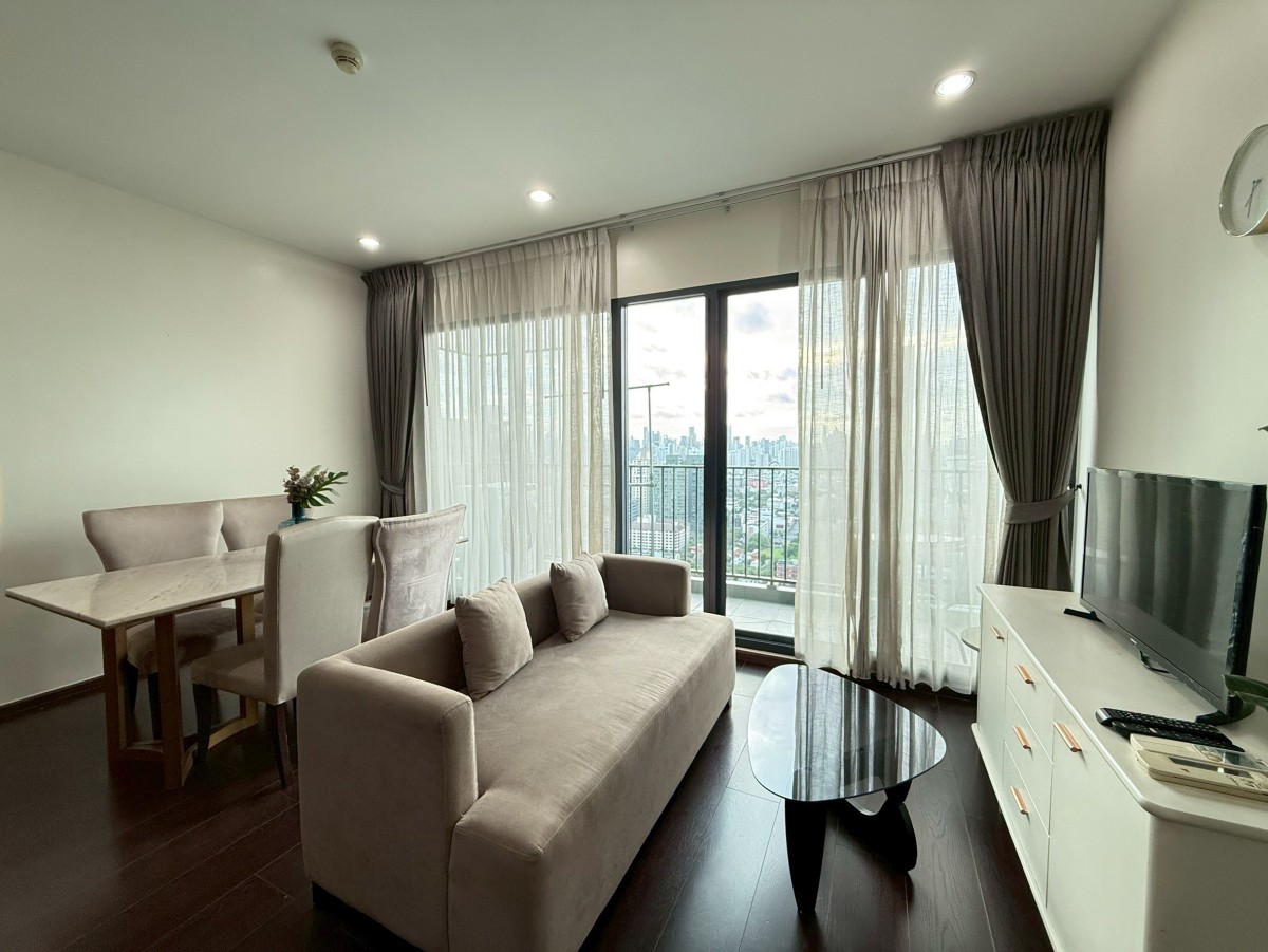 C Ekkamai | ห้องใหญ่ว่างพร้อมอยู่ใจกลางเอกมัย |#New