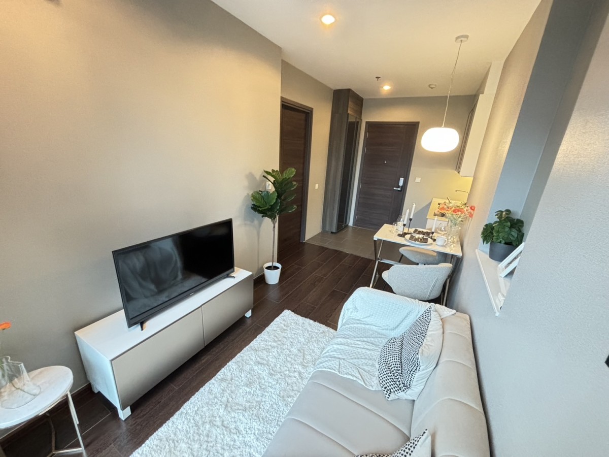 C Ekkamai | ใจกลางเอกมัย ห้องว่างพร้อมอยู่ #New