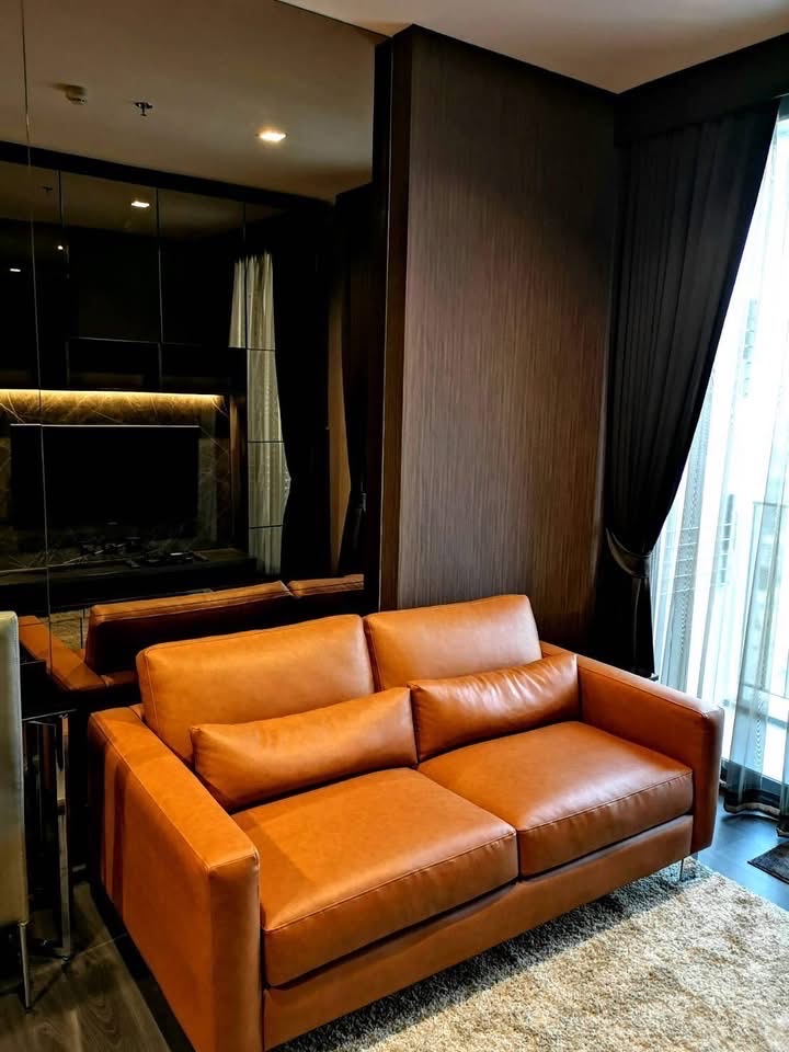 Edge Sukhumvit 23 |  ระเบียงทิศตะวันออกแดดไม่ร้อน ห้อง Fully Furnished #New