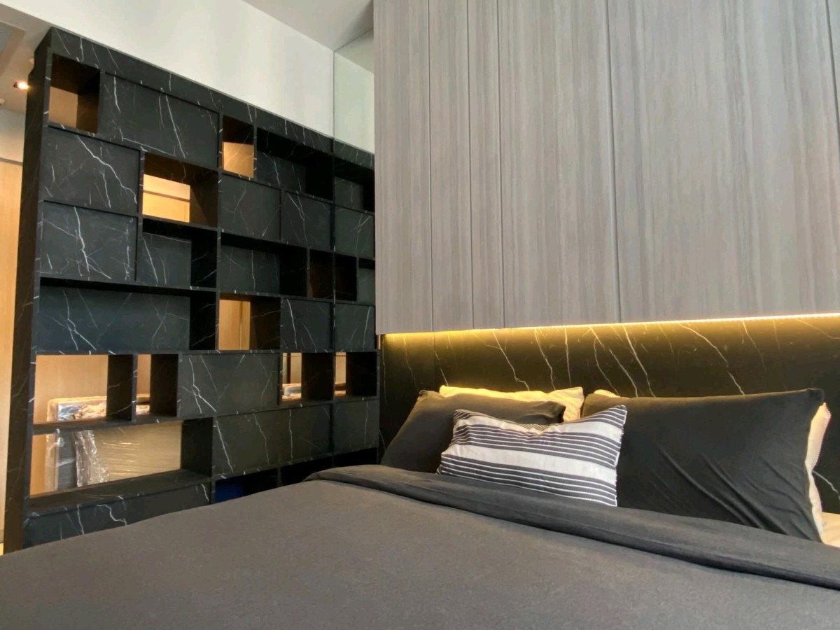 The Lofts Asoke | 🚝ใกล้ BTS,MRT. เพชรบุรี #New Focus