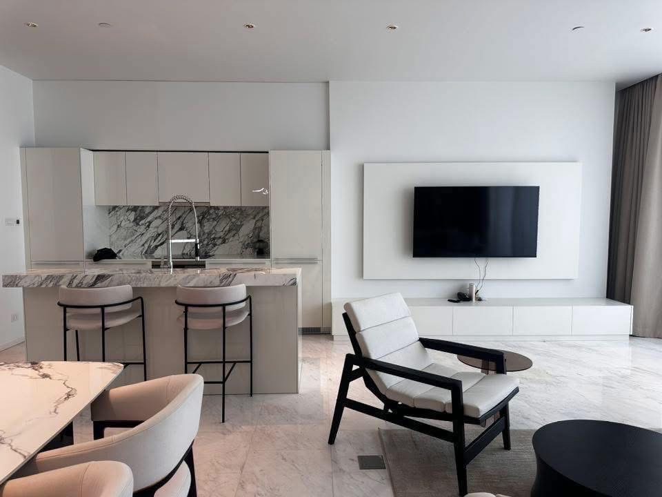 Four Season Private Residence | Four Seasons Private Residence #HL Focus