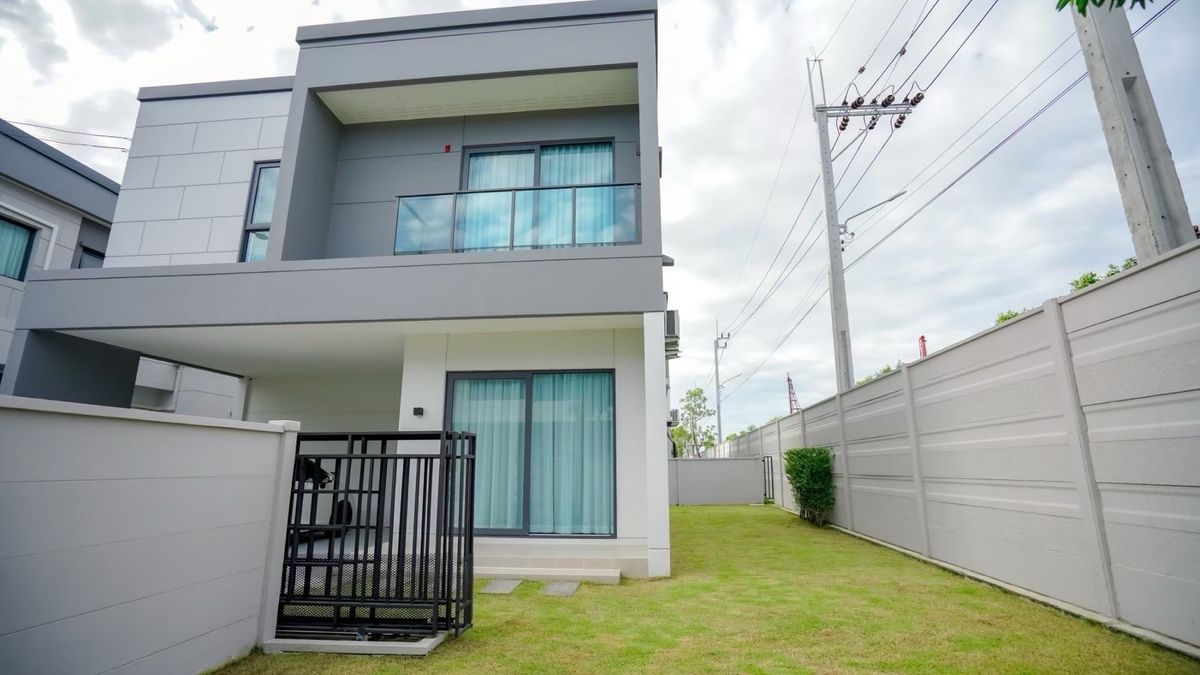 Centro Bangna | บ้านเดี่ยวหลังมุม หน้าทิศเหนือ หมู่บ้านสงบ เข้าออกสะดวกหลายเส้นทาง 🏡 #HL Focus