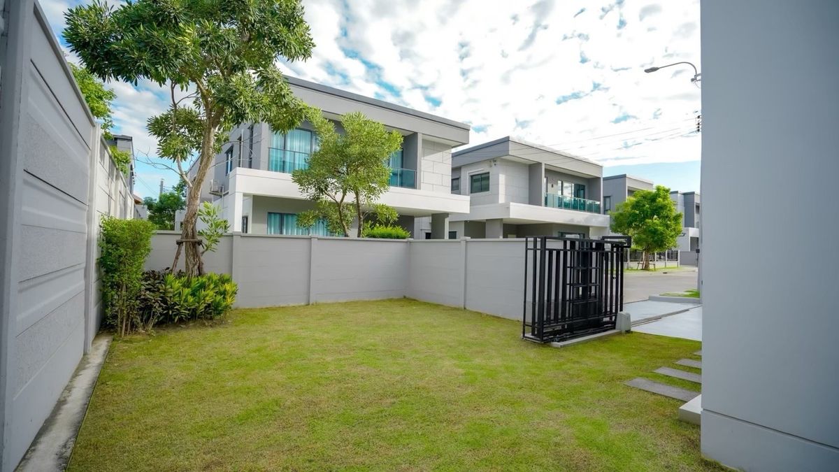 Centro Bangna | บ้านเดี่ยวหลังมุม หน้าทิศเหนือ หมู่บ้านสงบ เข้าออกสะดวกหลายเส้นทาง 🏡 #HL Focus