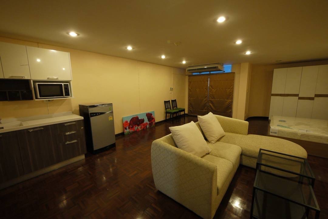 ITF Silom Palace | ที่พักพร้อมอยู่ใจกลางเมือง เดินทางสะดวก #New