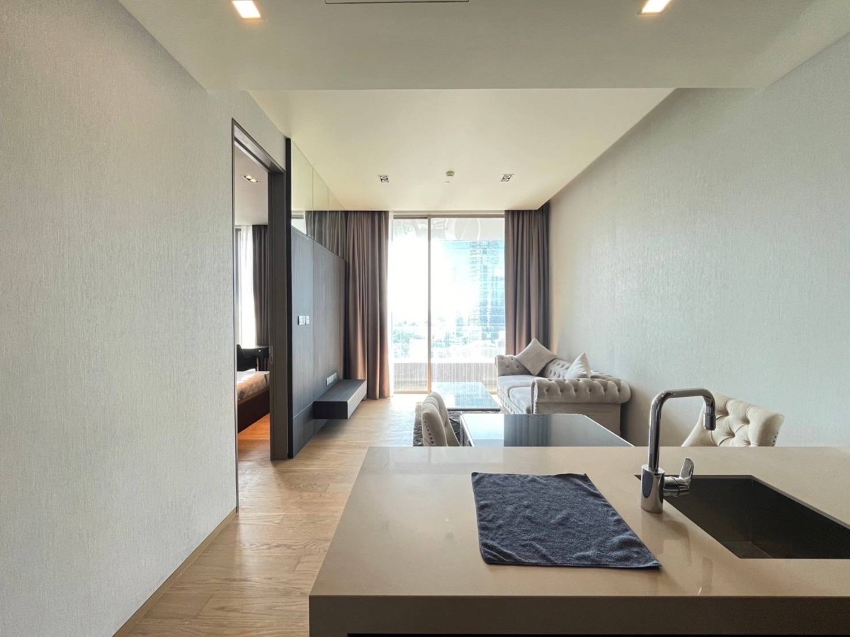 Saladaeng One | Saladaeng One | 🏙️ Fully furnished luxury condo with stunning city view in Langsuan | #Old Focus