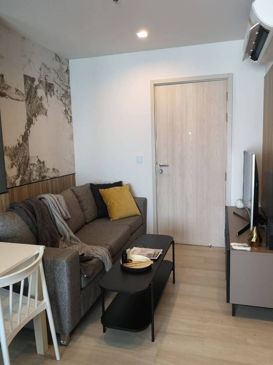 Life One Wireless | High floor nice view unit ready to move in #New Focus