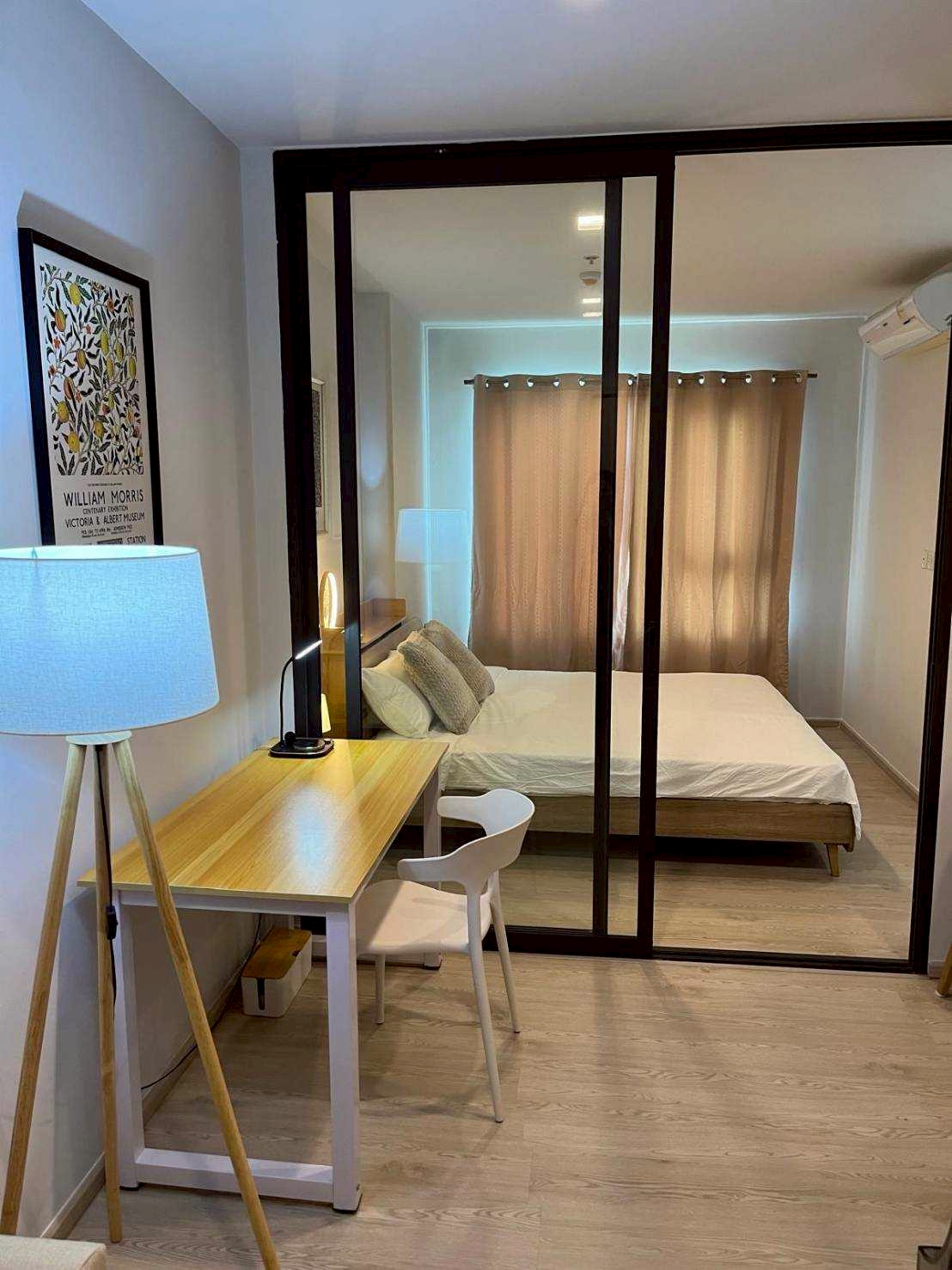 Life One Wireless | Modern style Canal facing #Old Focus