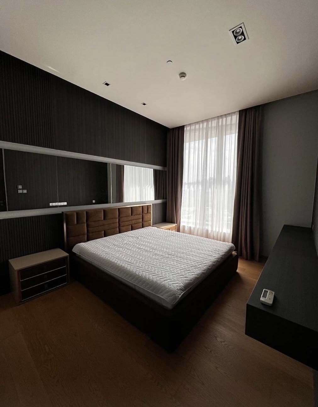 Saladaeng One | คอนโดหรูกลางเมือง 1 ห้องนอน – วิวสวนลุม สงบ ใกล้ BTS ศาลาแดง #Old Focus