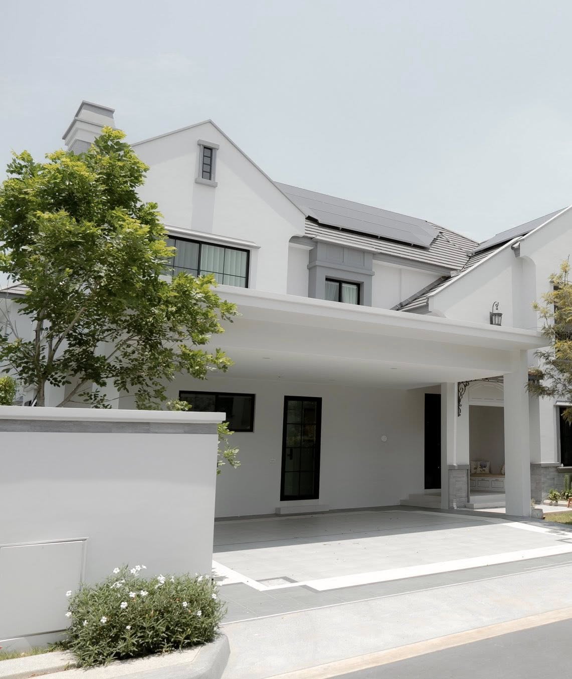 Nantawan Rama9-New Krungthepkreetha | A Modern French Chateau บ้านเดี่ยวสุดหรู ตกแต่งพร้อมอยู่ #HL Focus