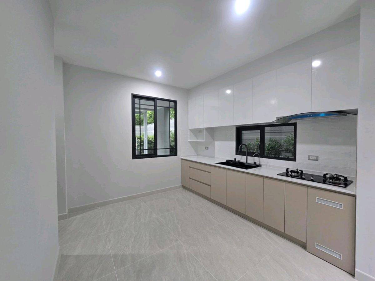 Baan Klang Muang CLASSE Sukhumvit 77 | บ้านใหม่ ไม่เคยเข้าอยู่ #HL Focus