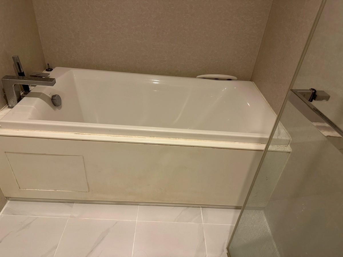 liv@49 | Nice room low rise🚝Close to BTS Thonglor 600m #New