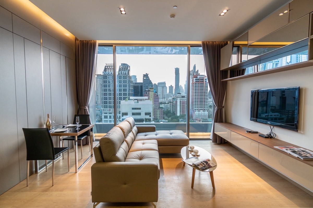 Saladaeng One | Saladaeng One | 🏙️ Fully furnished luxury condo with stunning city view in Langsuan #Old Focus