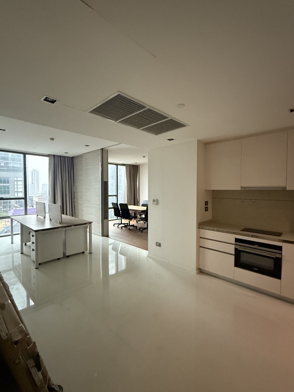 THE BANGKOK SATHORN | ขายห้องเปล่า The bangkok Sathorn  ลิฟต์ส่วนตัว #New