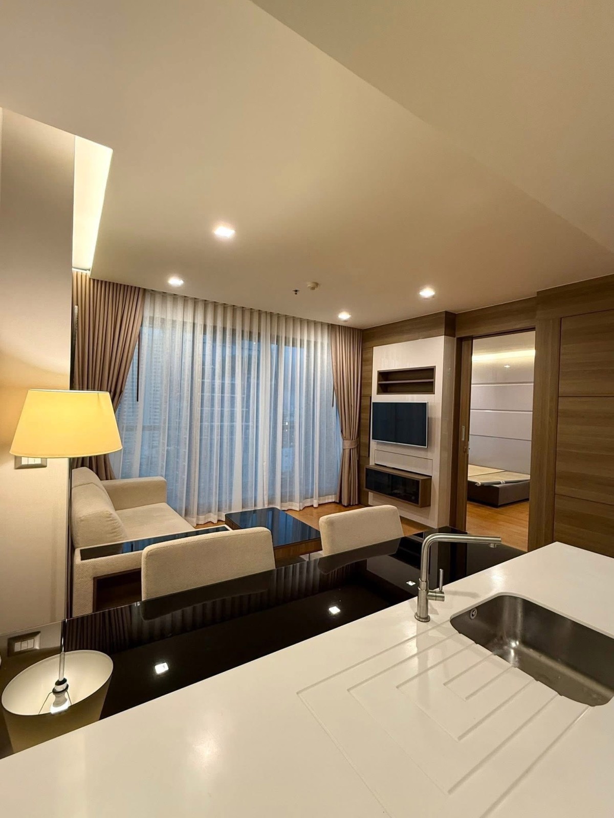 The Address Sathorn | แต่งครบพร้อมเฟอร์ #New