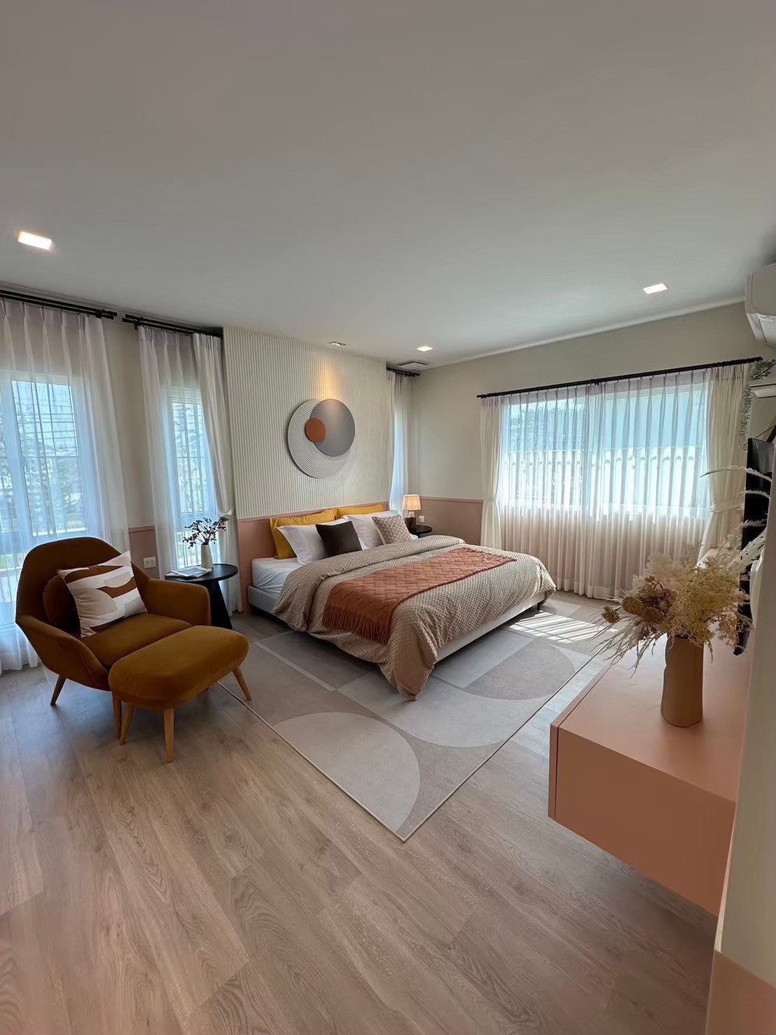 Villaggio 2 Srinakarin-Bangna | บ้านพร้อมเฟอร์นิเจอร์ ตกแต่งสวยพร้อมอยู่ #HL Focus