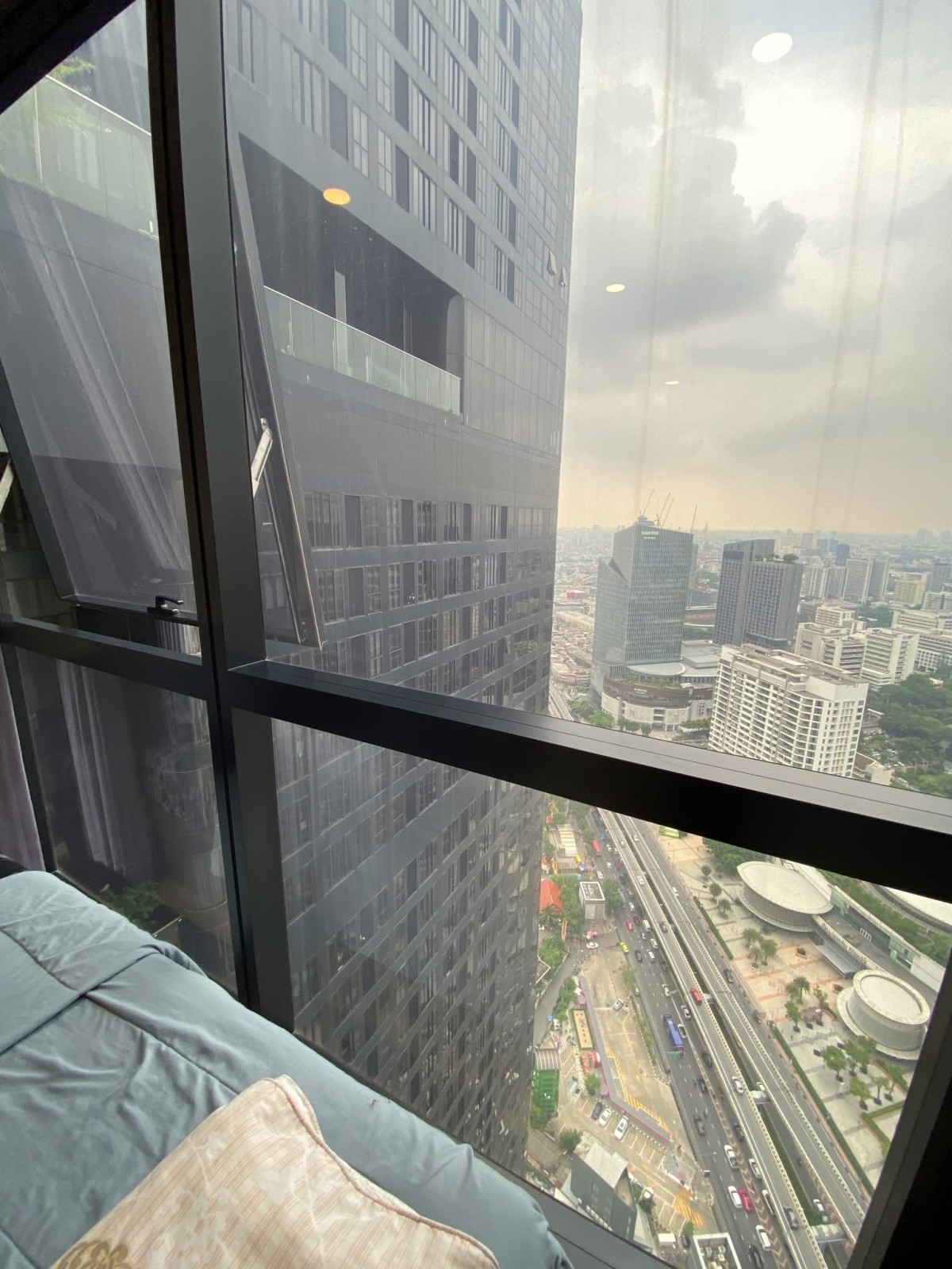 Ashton Chula-Silom | 🚝ใกล้ MRT สามย่าน #HL Focus