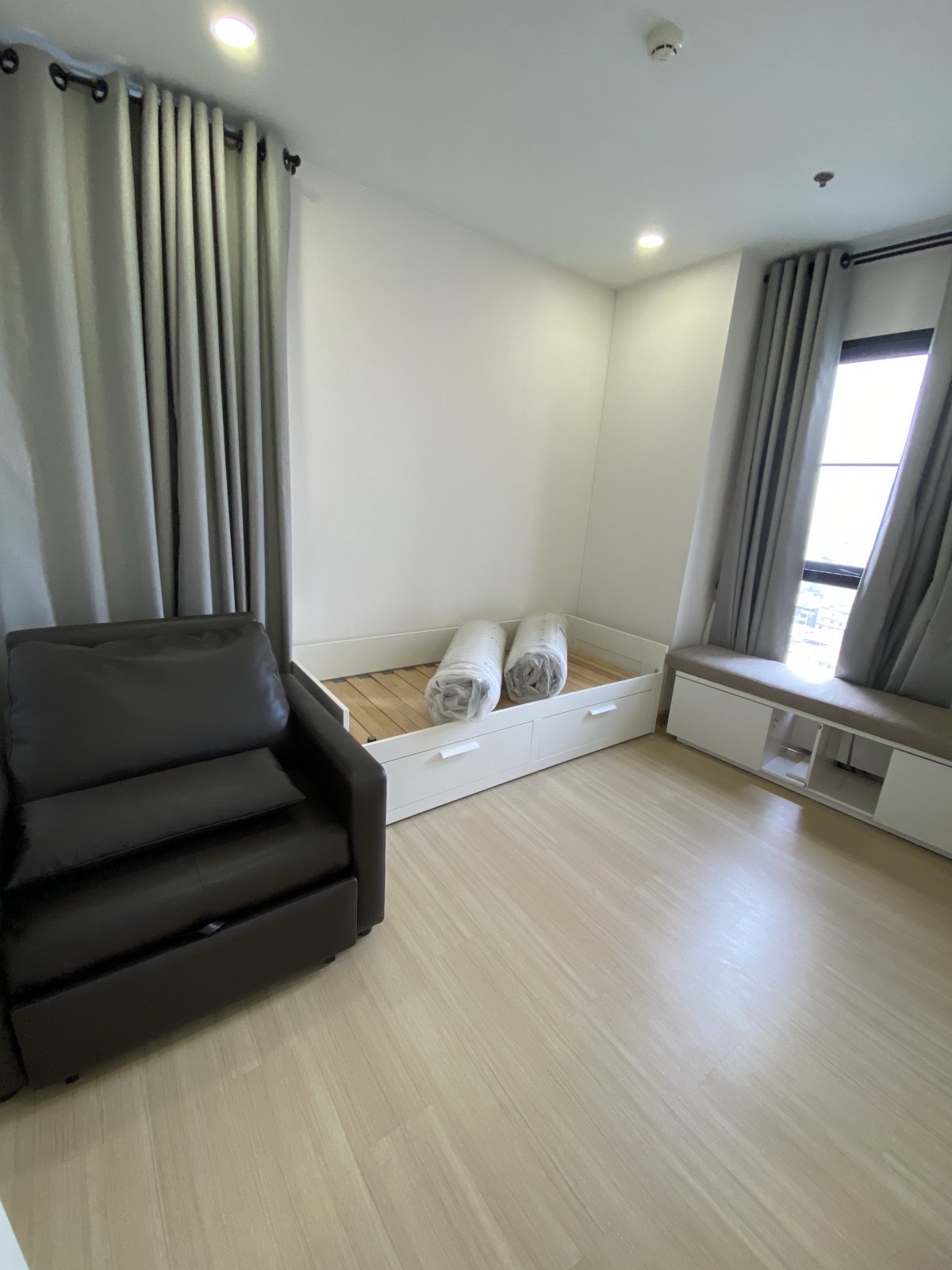 Supalai Loft Prajadhipok-Wongwian Yai | Close to BTS Wongwian Yai #New