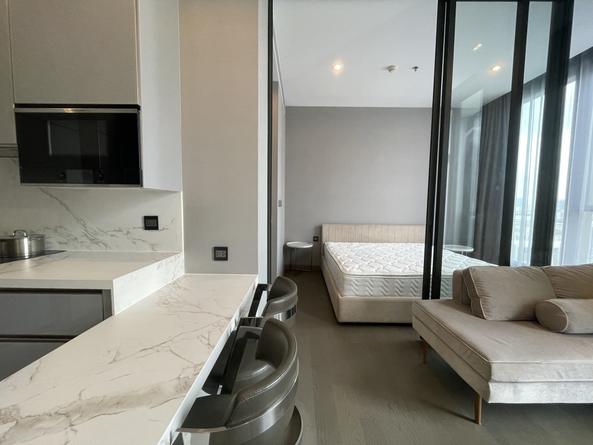 THE ESSE at SINGHA COMPLEX | 🚝ใกล้ BTS,MRT เพชรบุรี #New Focus