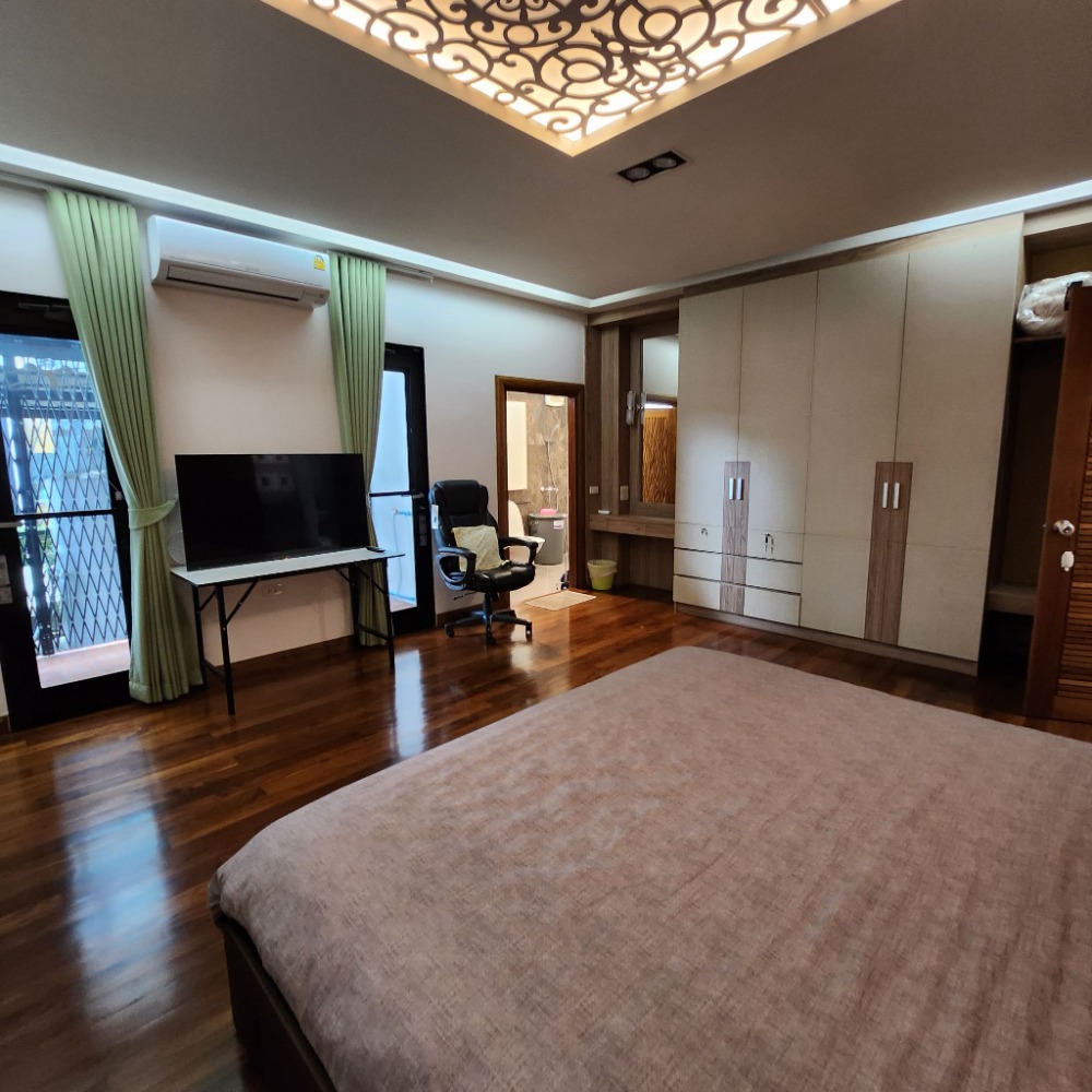 Home (SK) | บ้านเดี่ยว 3 ชั้น หน้าบ้านทิศตะวันออก  #HL Focus