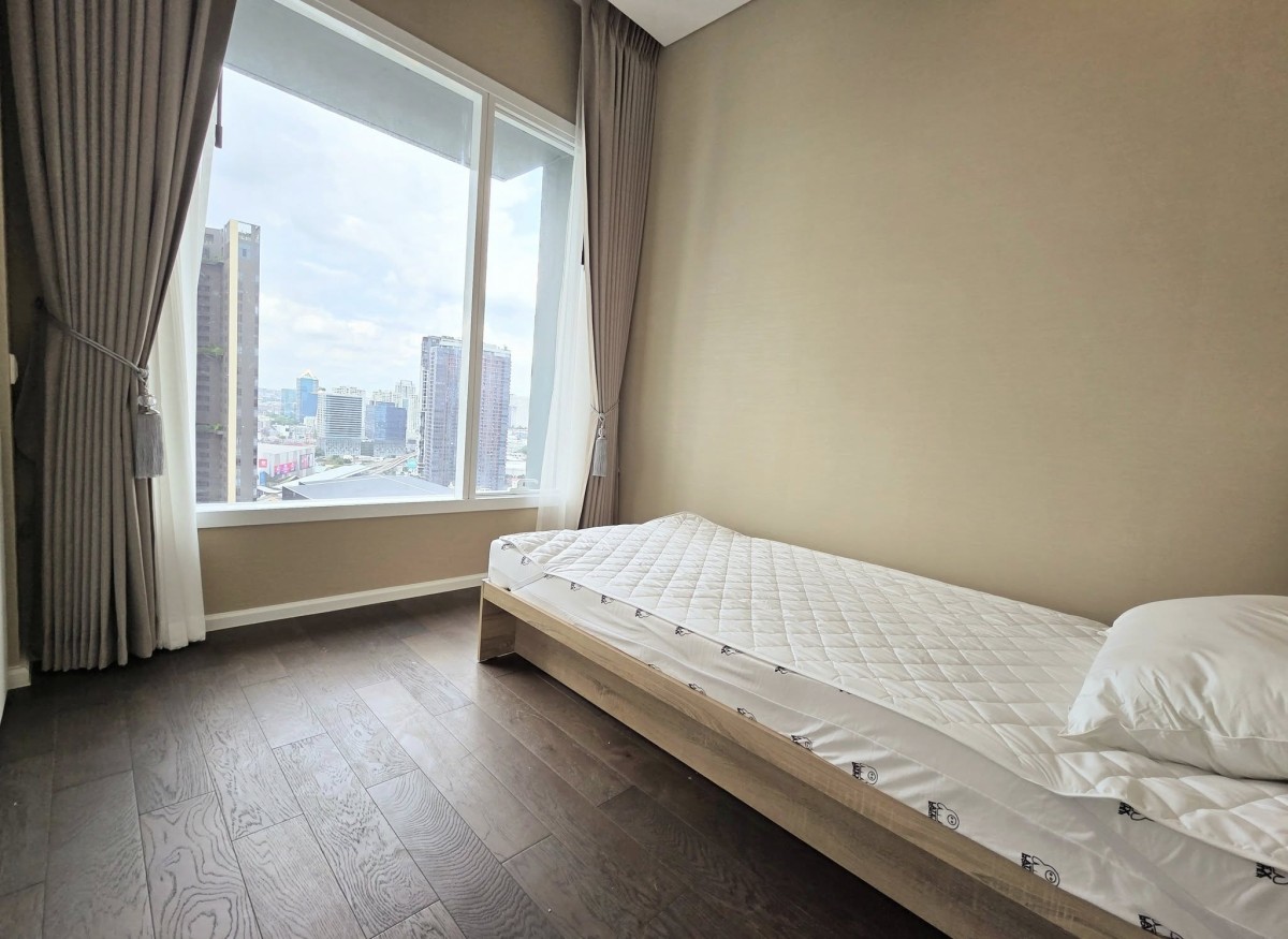 The Saint Residences | เดินทางสะดวก ติด MRT ลาดพร้าว #New