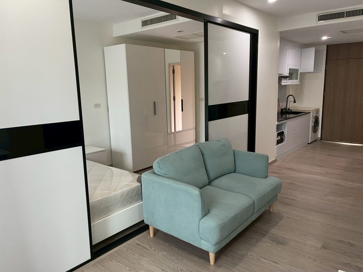 Noble Remix | Lovely price for a lovely place. 🏡 🚝Skywalk Connect to BTS Thonglor!! #HL Focus