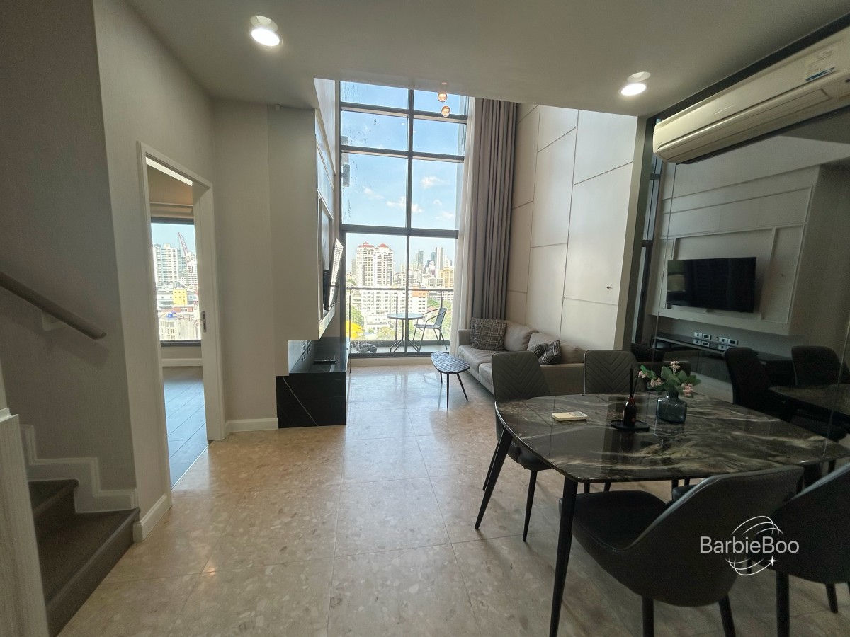 The Crest Sukhumvit 34 | Spacious 2BR Duplex Condo | High floor 🚝 Only 100 Steps from BTS Thonglor #HL Focus
