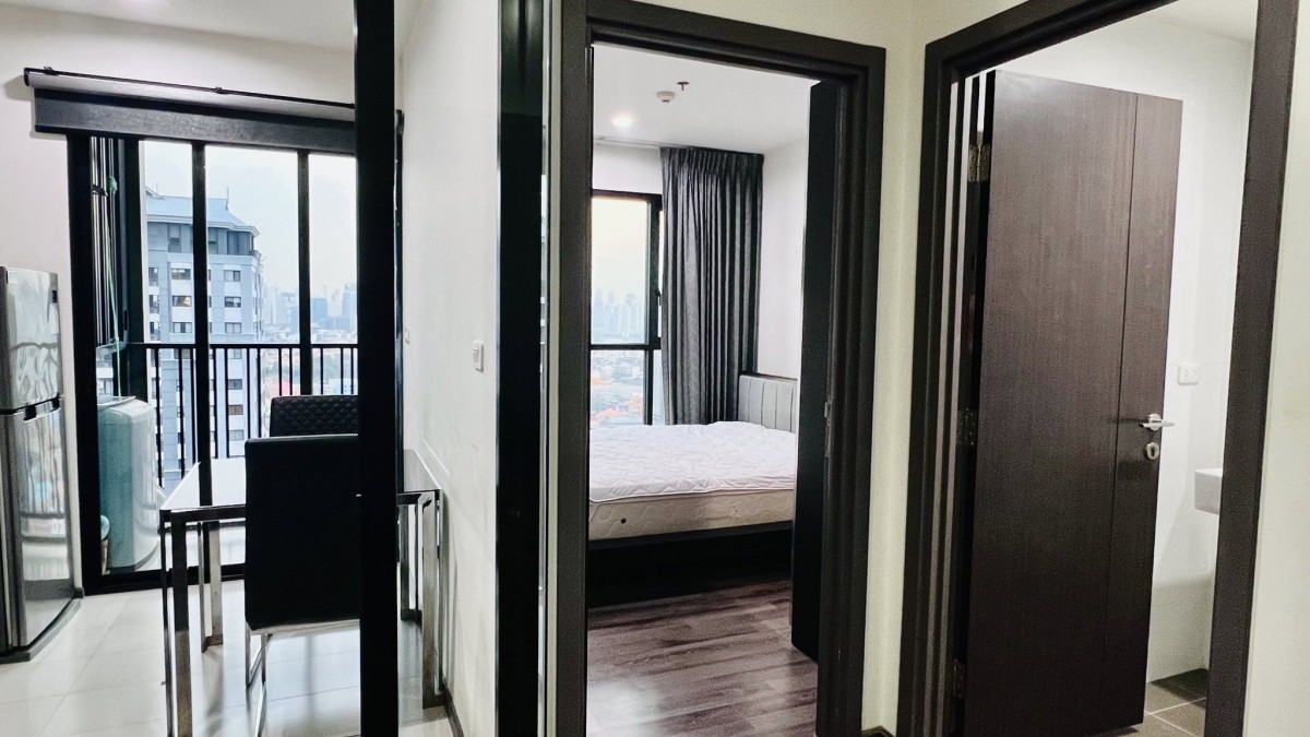 The Base Park East Sukhumvit 77 | Just Available modern style unit #New